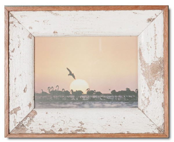 Bilderrahmen aus recycletem Holz für die Fotogröße 14,8 x 21 cm aus Kapstadt